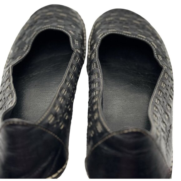 Bass Size 10 Black Leather Slip-On Flats Woven Detail Rubber Sole Comfortable - Picture 7 of 11